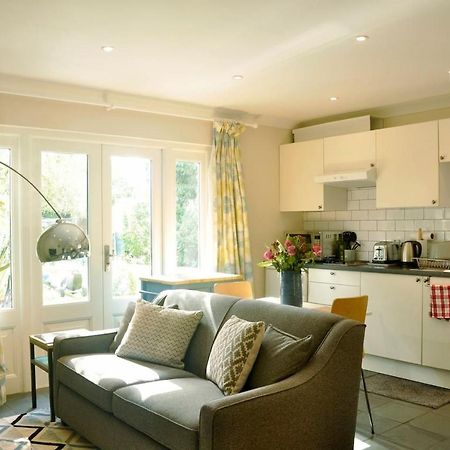 Immaculate Quiet Coach House In Garden Birmingham Villa Exterior photo