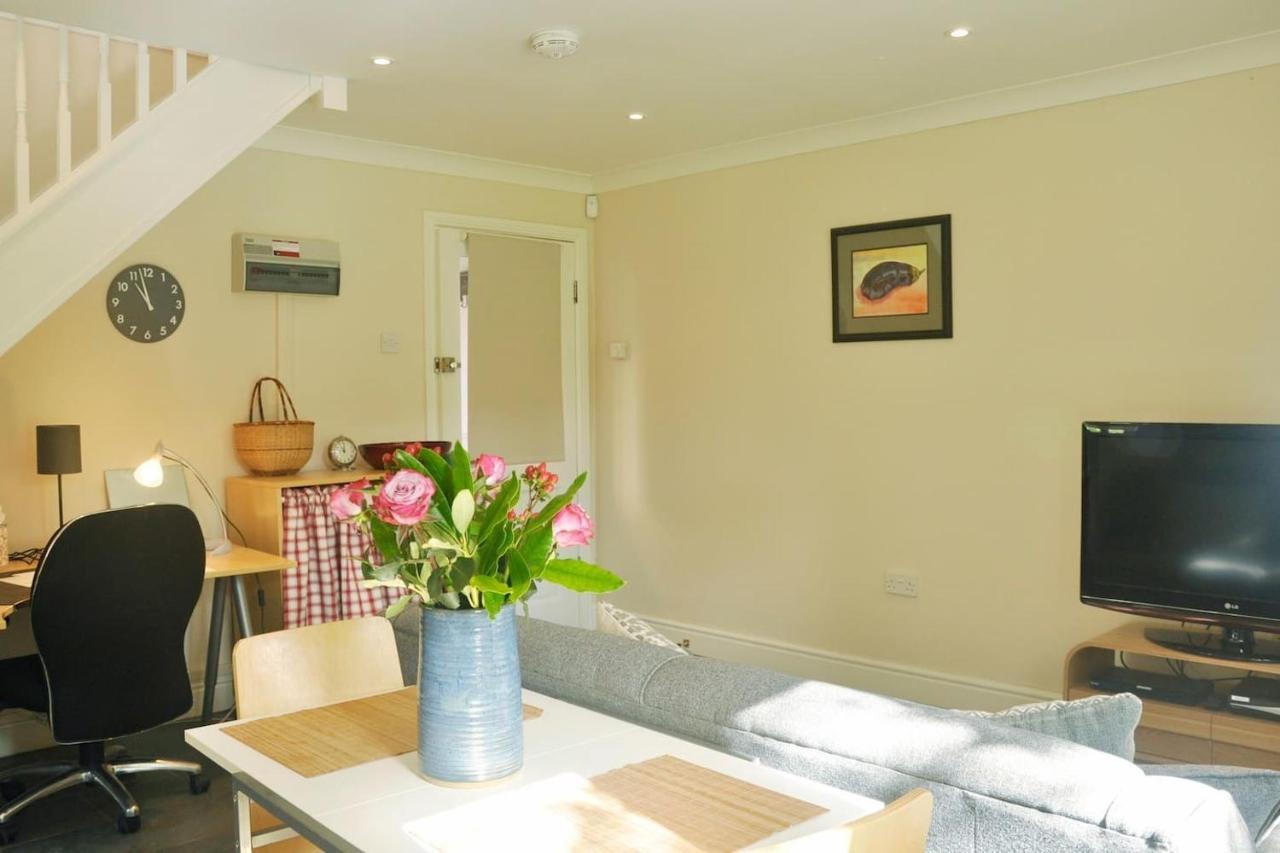 Immaculate Quiet Coach House In Garden Birmingham Villa Exterior photo