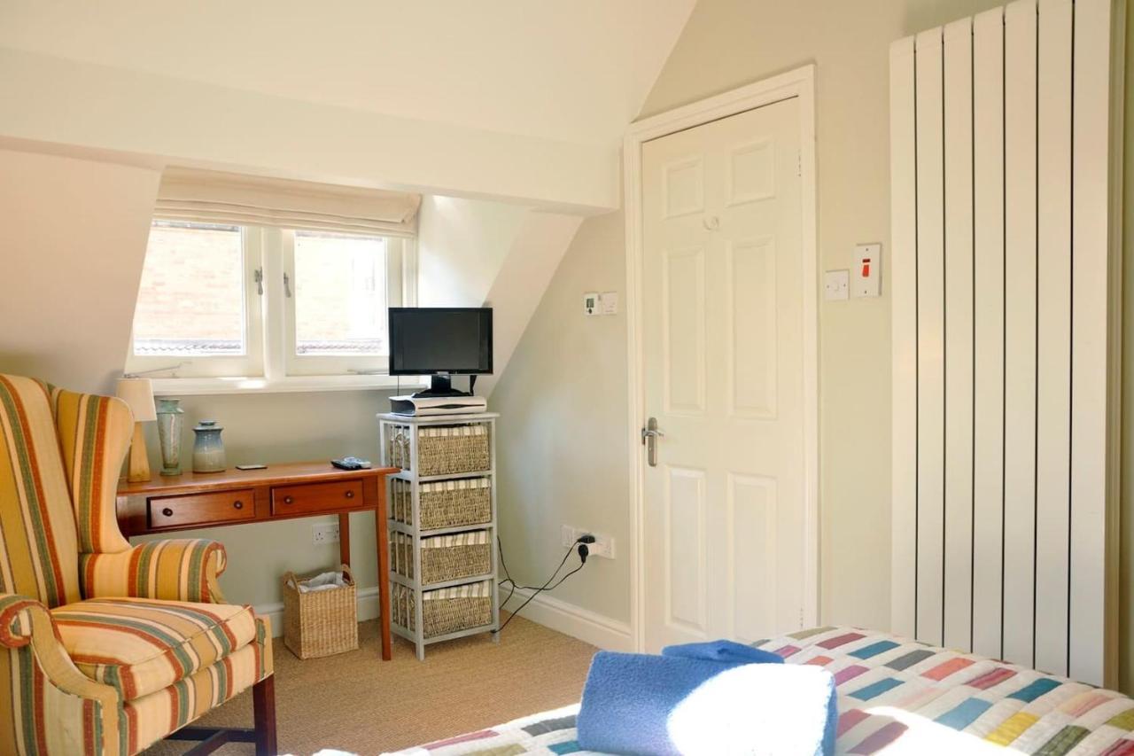 Immaculate Quiet Coach House In Garden Birmingham Villa Exterior photo